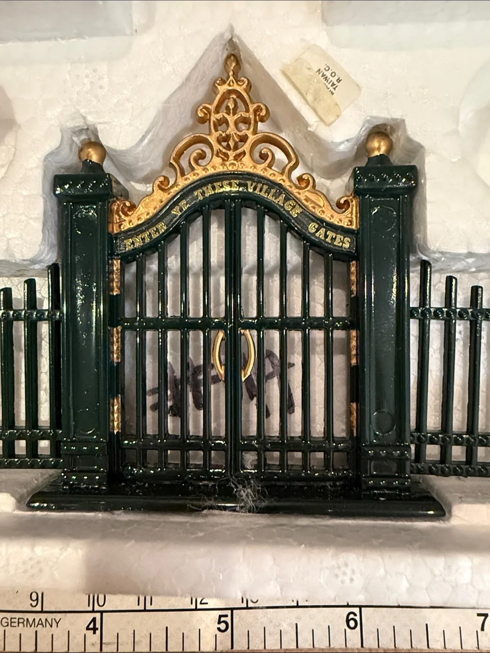 Department 56 Ornate Black and Gold Decorative Wall Gate Accent for Christmas